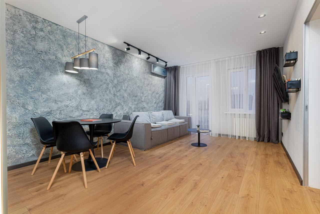Bloody Lisa Design Apartment Odessa Extérieur photo